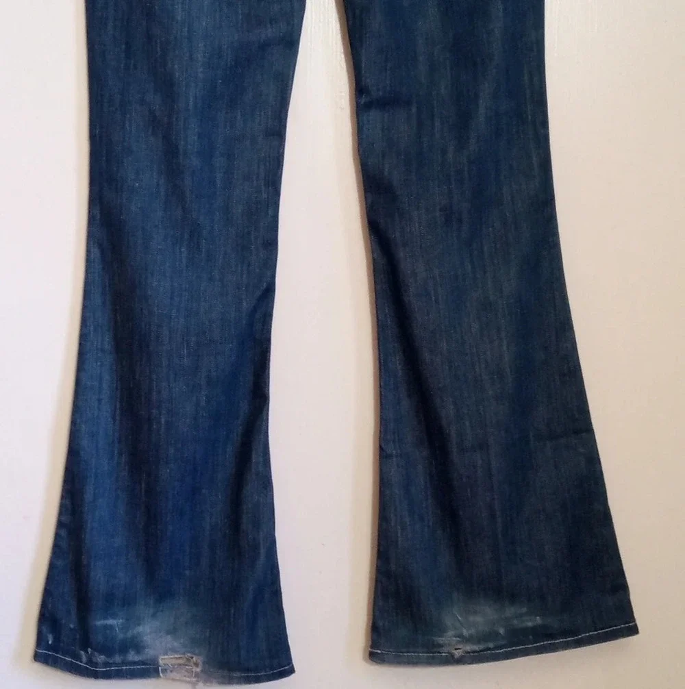 William Rast Daisy Super Flare jeans GUC women size 27 - Picture 6 of 9